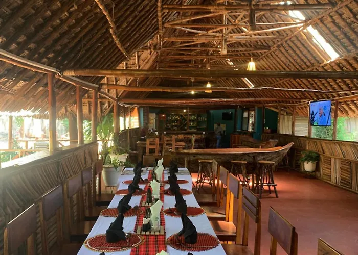 Patamu Restaurant & Lodge